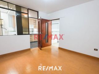 Foto 6 de VENTA DE DEPARTAMENTO EN VILLA MARIA DEL TRIUNFO PRIMER PISO