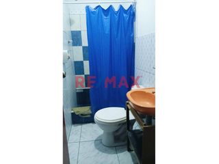 Foto 11 de Vendo Casa 2 Pisos En Esquina Con Libreria Frente A Colegio