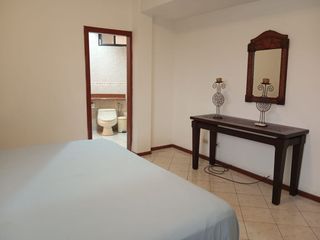 Foto 9 de EN VENTA DEPARTAMENTO  LOMAS DE URDESA 2DO PISO CON PATIO PRIVATIVO.