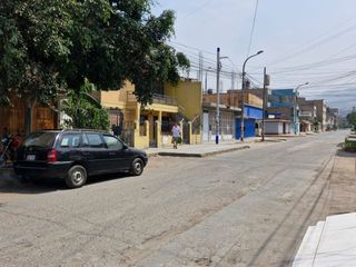 Foto 2 de VENDO CASA DE 2 PISOS EN COMAS