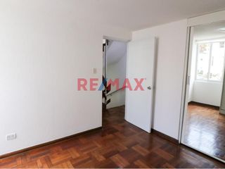 Foto 10 de ¡Alquila Tu Chalet Recién Remodelado Cerca De La Universidad De Lima!