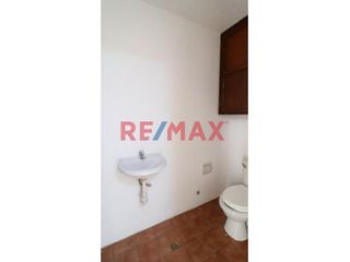 Foto 19 de ¡Alquila Tu Chalet Recién Remodelado Cerca De La Universidad De Lima!