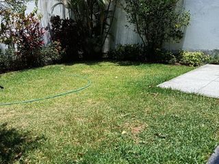 Foto 6 de Oferta ,vendo hermosa casa frente a parque en excelente ubicación !