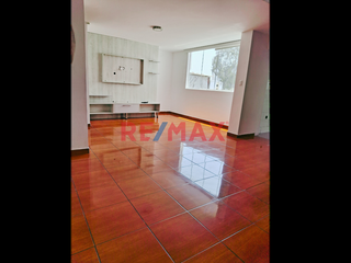 Foto 2 de Departamento Duplex En Venta Urbanizacion Elio