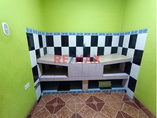 Foto 8 de Se Vende Casa De 3 Pisos En Urb. El Mercurio En Pte Piedra