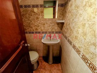 Foto 17 de Se Vende Casa De 3 Pisos En Urb. El Mercurio En Pte Piedra