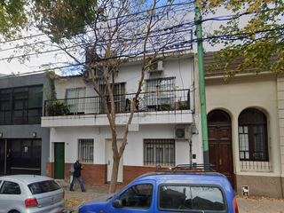 Foto 1 de Hermoso PH al frente en Coghnlan - C.A.B.A.