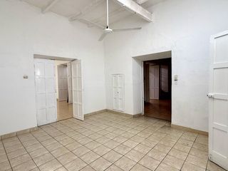 Foto 4 de Alquilo Hermoso Local Comercial Centro Histórico (ALORA)