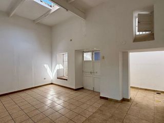 Foto 7 de Alquilo Hermoso Local Comercial Centro Histórico (ALORA)