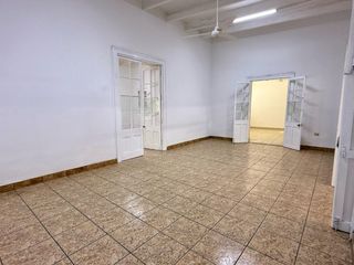 Foto 9 de Alquilo Hermoso Local Comercial Centro Histórico (ALORA)