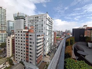 Foto 4 de Venta de Penthouse Totalmente Remodelado – Sector República del Salvador