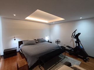 Foto 10 de Venta de Penthouse Totalmente Remodelado – Sector República del Salvador