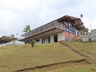 Foto 1 de CASA CAMPESTRE EN EL CARMEN -  DAGUA