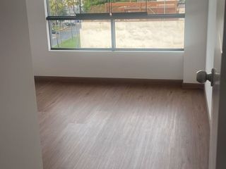 Foto 2 de Hermoso departamento en Santiago de Surco.
