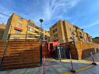 Foto 2 de VENTA DE HERMOSO DEPARTAMENTO EN CONDOMINIO RESID. VILLASOL, EN LOS OLIVOS.