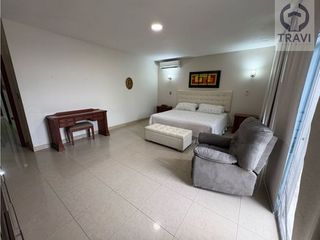 Foto 14 de hermosa casa en venta, en la zona de mayor desarrollo de la ciudad (via a la costa)