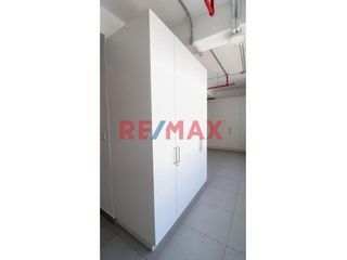 Foto 8 de Se Vende Oficina Súper Céntrica - Sta Catalina