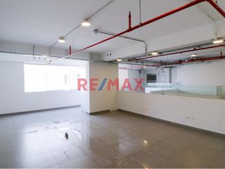 Foto 10 de Se Vende Oficina Súper Céntrica - Sta Catalina