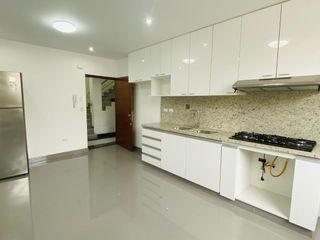 Foto 2 de SE VENDE DEPARTAMENTO - PRIMER PISO -  EN ATE DE ESTRENO LIMITE CON LA MOLINA , ACABADOS DE PRIMERA