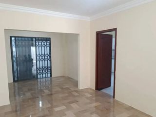 Foto 14 de Venta de Casa en Garzota 3 dormitorios