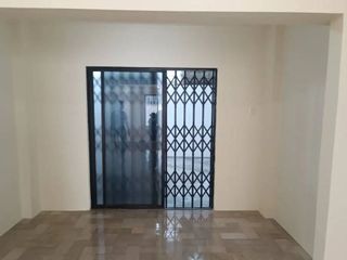 Foto 16 de Venta de Casa en Garzota 3 dormitorios