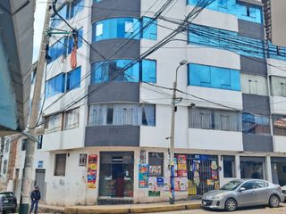 Foto 1 de EN ANTICRETICO DEPARTAMENTO FRENTE AL MERCADO ROSAS PATA