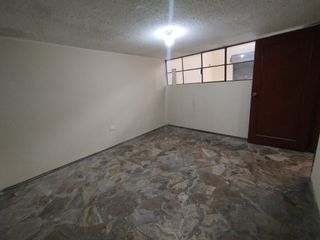 Foto 4 de RENTA DE LOCAL COMERCIAL EN CHIMBACALLE