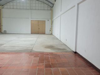 Foto 2 de Excelente bodega en venta ubicada en Toberín