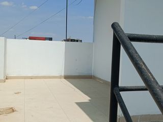 Foto 15 de OPORTUNIDAD...!  CASA DE 3 PISOS EN URNANIZACION LAS PALMERAS