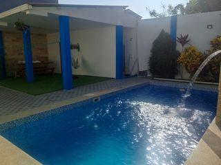 Foto 1 de EXCELENTE CASA EN SANTA ELENA