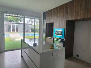 Foto 7 de Isla Mocoli, Renta de hermosa casa 4 dormitorios con piscina