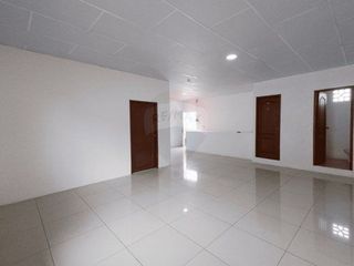 Foto 1 de ALQUILER LOCAL COMERCIAL AV. FRANCISCO DE ORELLANA