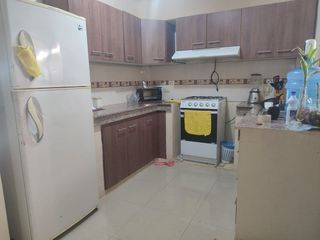 Foto 2 de casa en alquiler en manta zona norte E/P
