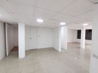 Foto 5 de RENTA/ALQUILER LOCAL COMERCIAL - AV 10 DE AGOSTO Y COREA