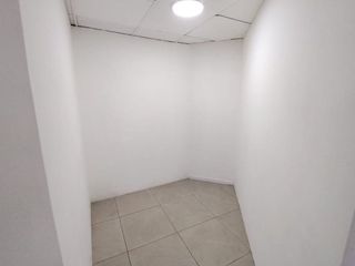 Foto 7 de RENTA/ALQUILER LOCAL COMERCIAL - AV 10 DE AGOSTO Y COREA