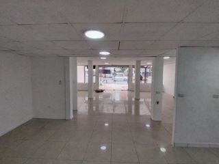 Foto 6 de RENTA/ALQUILER LOCAL COMERCIAL- AV 10 DE AGOSTO Y COREA
