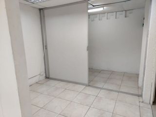 Foto 7 de RENTA/ALQUILER LOCAL COMERCIAL- AV 10 DE AGOSTO Y COREA