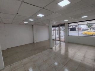 Foto 8 de RENTA/ALQUILER LOCAL COMERCIAL- AV 10 DE AGOSTO Y COREA