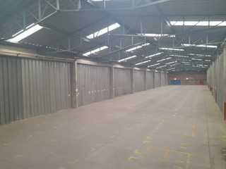 Foto 1 de Excelente bodega para renta ubicada en Funza