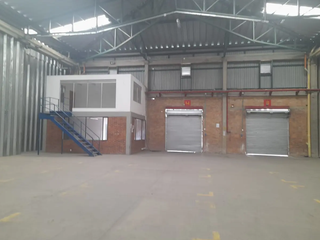 Foto 2 de Excelente bodega para renta ubicada en Funza