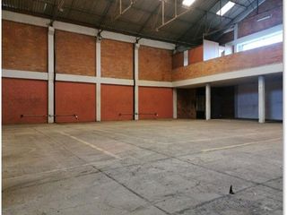 Foto 2 de Excelente bodega para renta ubicada en Funza