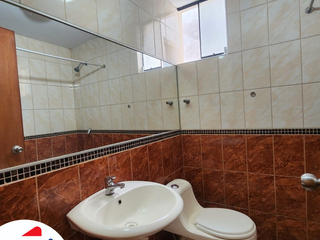 Foto 4 de VENDO lindo y amplio departamento a la altura de la Plaza de Cayma