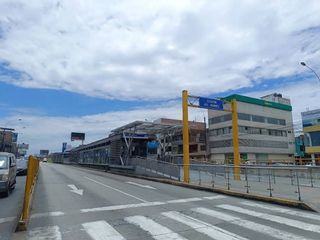 Foto 3 de 𝐀𝐋𝐐𝐔𝐈𝐋𝐄𝐑 𝐃𝐄 𝐋𝐎𝐂𝐀𝐋 𝐂𝐎𝐌𝐄𝐑𝐂𝐈𝐀𝐋 𝟒𝟖𝐌𝟐 - 𝐈𝐍𝐃𝐄𝐏𝐄𝐍𝐃𝐄𝐍𝐂𝐈𝐀