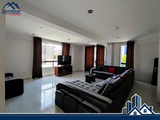 Foto 5 de EN VENTA MODERNA CASA EN ESQUINA DE 4 NIVELES CON LINDOS ACABADOS EN JLBYR