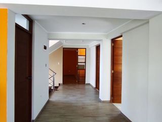 Foto 8 de EN VENTA MODERNA CASA EN ESQUINA DE 4 NIVELES CON LINDOS ACABADOS EN JLBYR