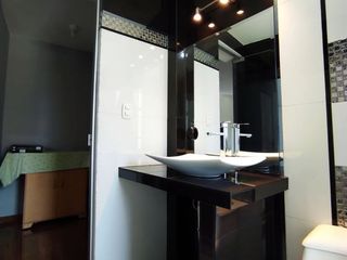 Foto 12 de EN VENTA MODERNA CASA EN ESQUINA DE 4 NIVELES CON LINDOS ACABADOS EN JLBYR