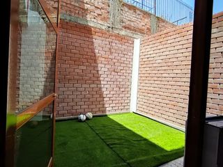 Foto 31 de EN VENTA MODERNA CASA EN ESQUINA DE 4 NIVELES CON LINDOS ACABADOS EN JLBYR