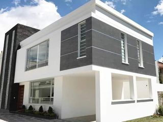 Foto 9 de Casa de venta valle de los chillos cerca a la avenida ilaló