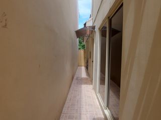 Foto 9 de Se Alquila en Machala en Urbanización Privada Casa con A/A y Cortinas