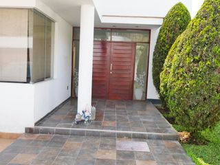Foto 2 de Alquiler De Casa En Zona Exclusiva: Pachacamac, Límite Con La Molina!!!